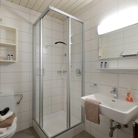 Frühstückspension: Badezimmer - Apart Kofler`s Panorama Zillertal, Alois und Rita Kofler